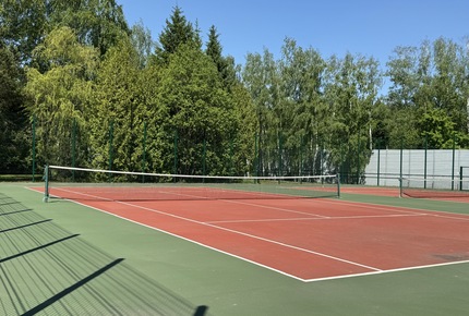 Открытые спортивные площадки